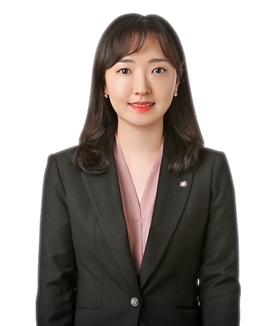 김유정 책임변호사