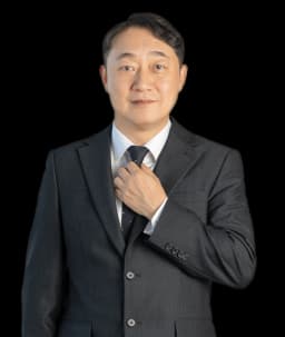 사건담당변호사 이규철